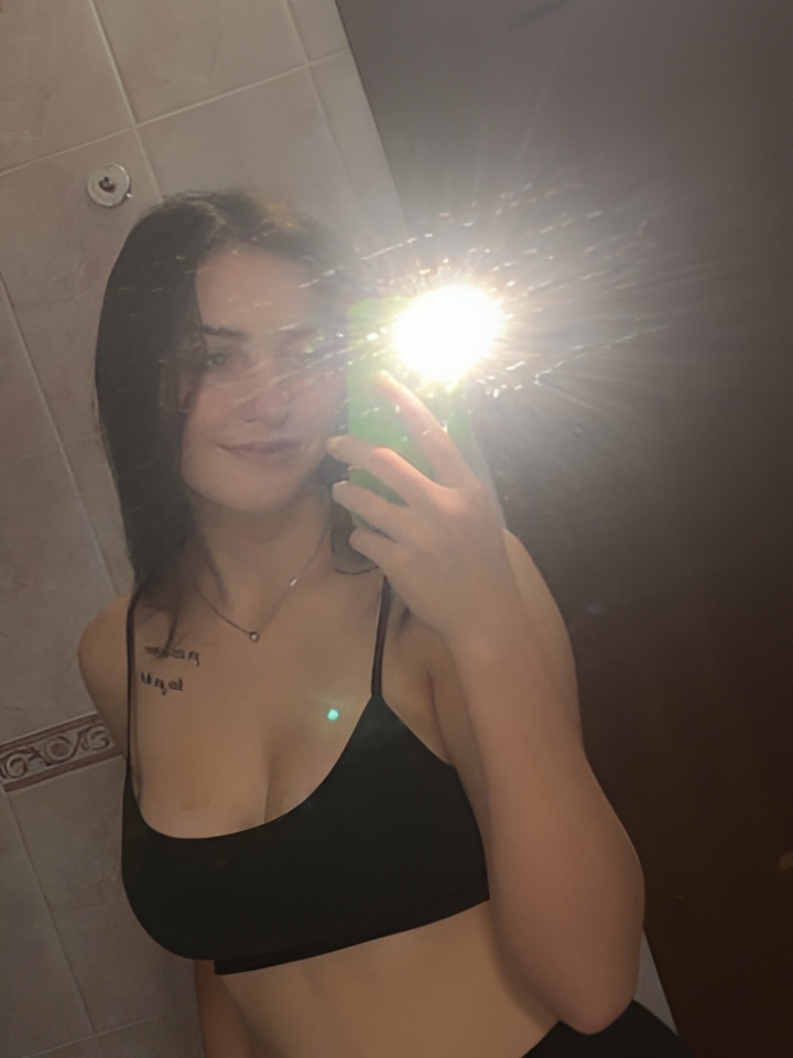 Богдана привлекальеная девушка из Конаково цена от 2000 руб