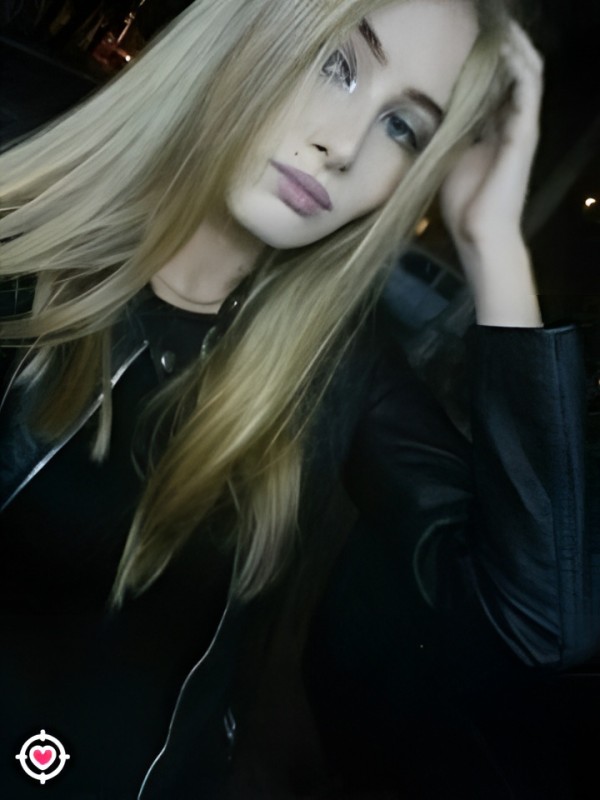 Олечка привлекательная девушка из Конаково цена от 10000 руб