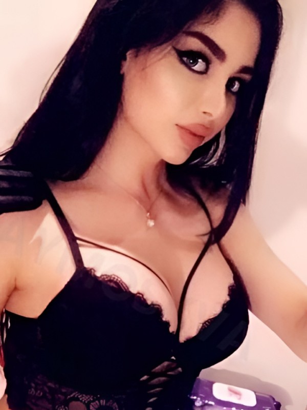 Роксана привлекательная девушка из Конаково цена от 3000 руб