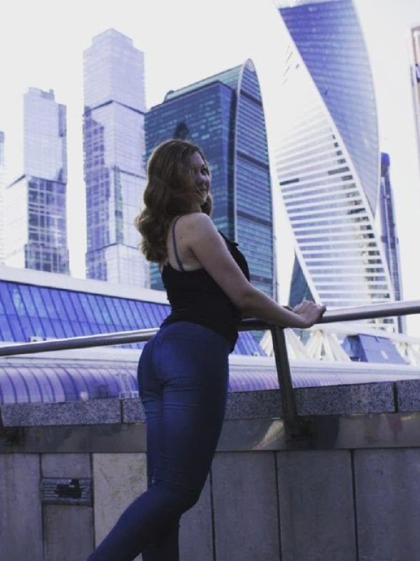 Алина привлекательная девушка из Конаково цена от 3500 руб