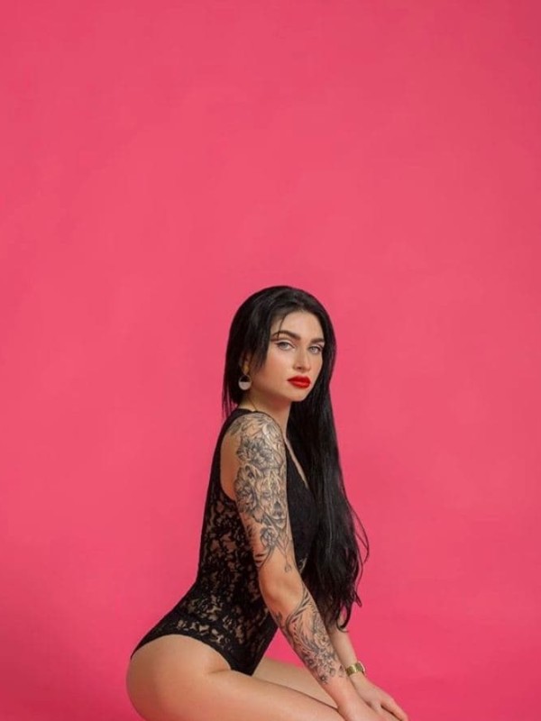 🎥 Евка привлекательная девушка из Конаково цена от 5000 руб