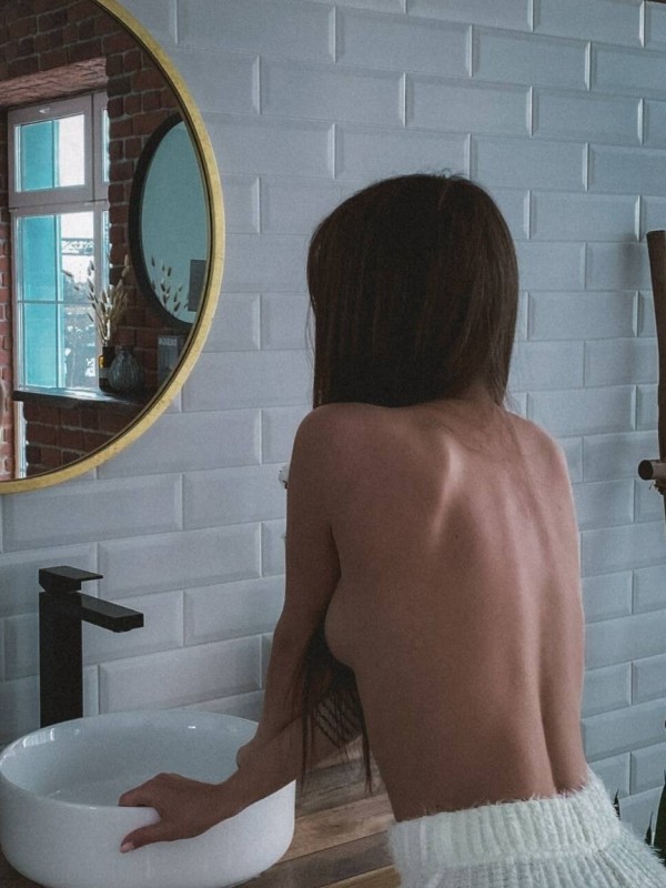 Лиля привлекательная девушка из Конаково цена от 3000 руб